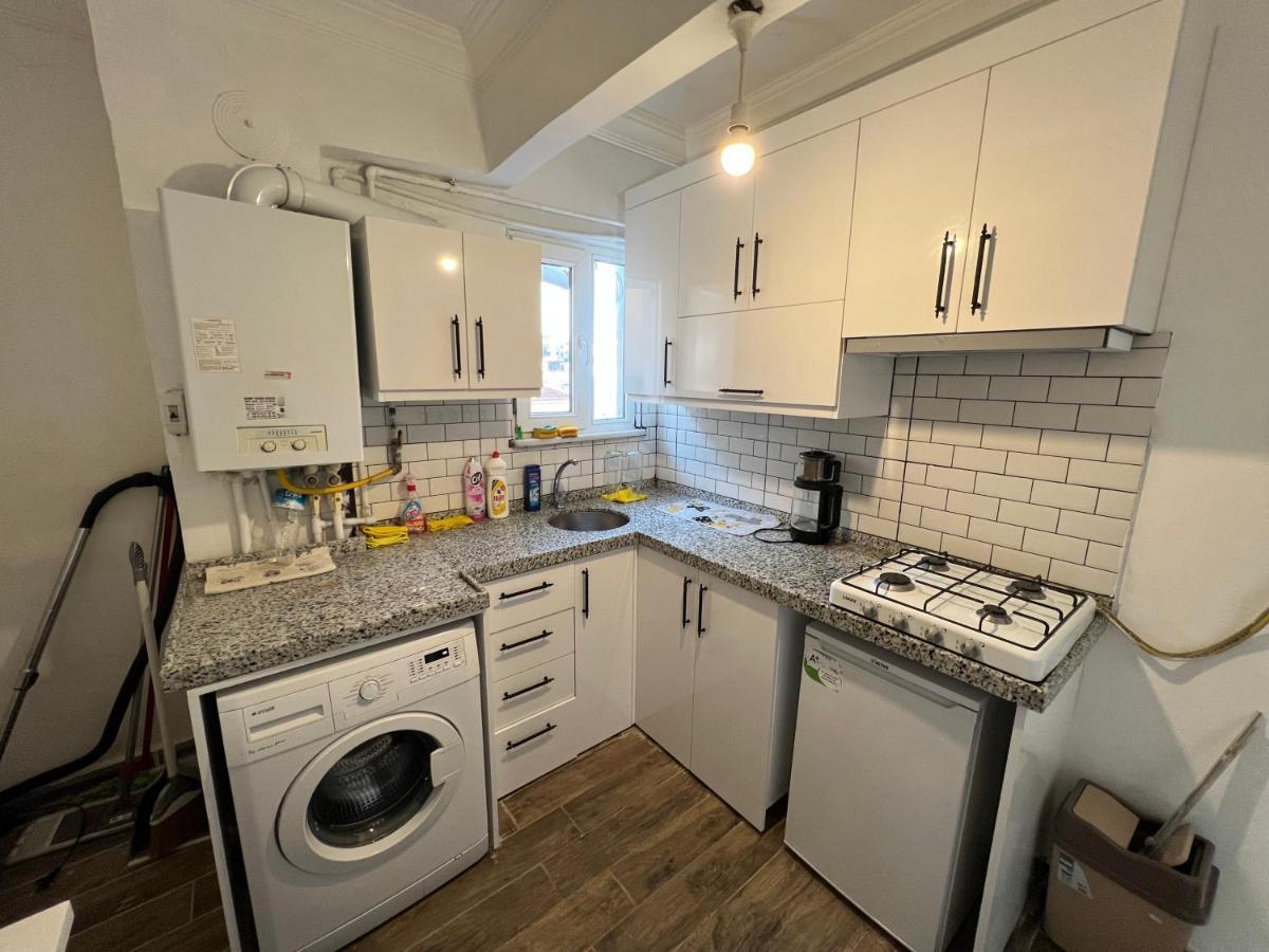 Nobis Cihangir Apartments Истанбул Екстериор снимка