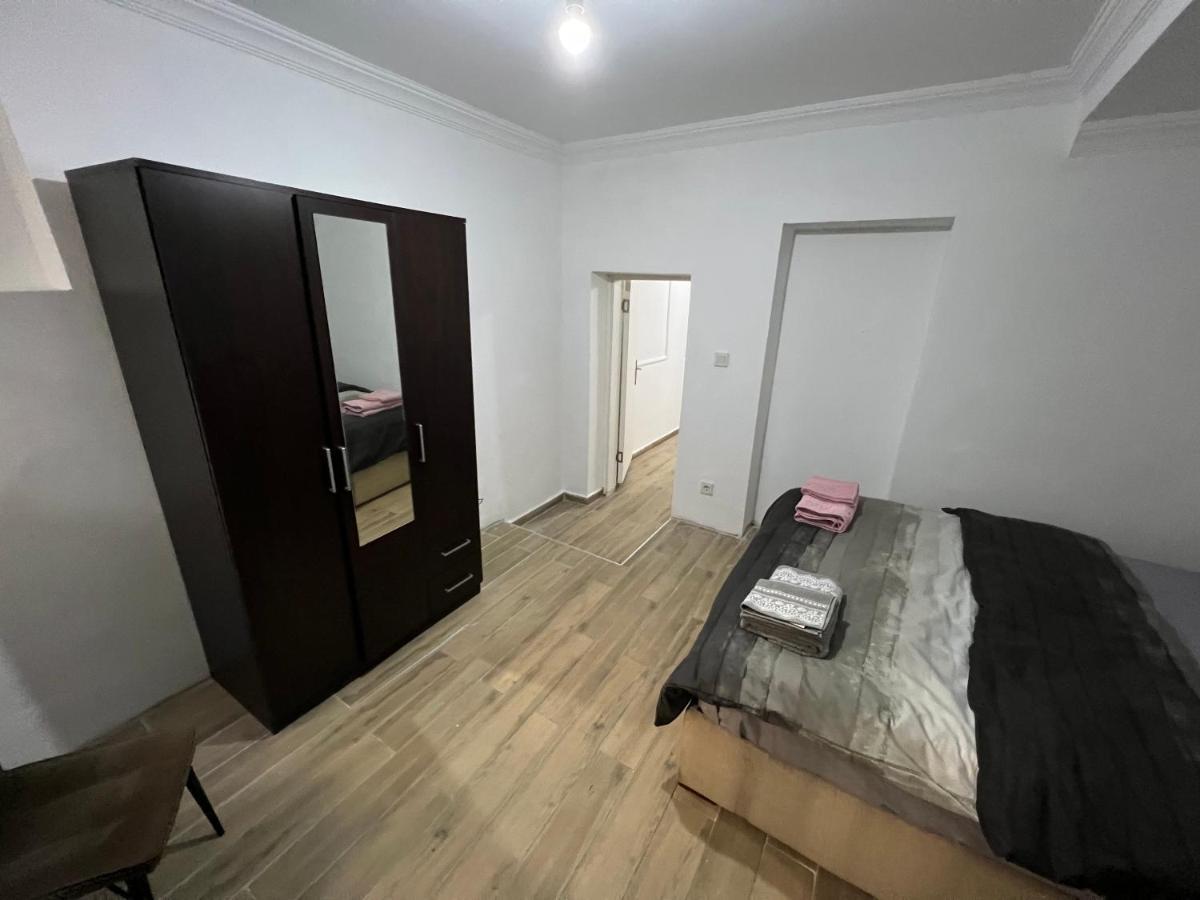 Nobis Cihangir Apartments Истанбул Екстериор снимка