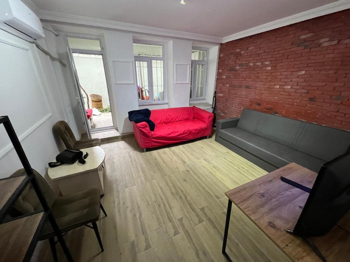 Nobis Cihangir Apartments Истанбул Екстериор снимка