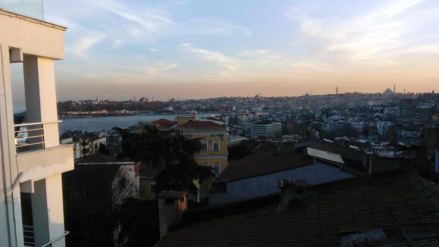 Nobis Cihangir Apartments Истанбул Екстериор снимка
